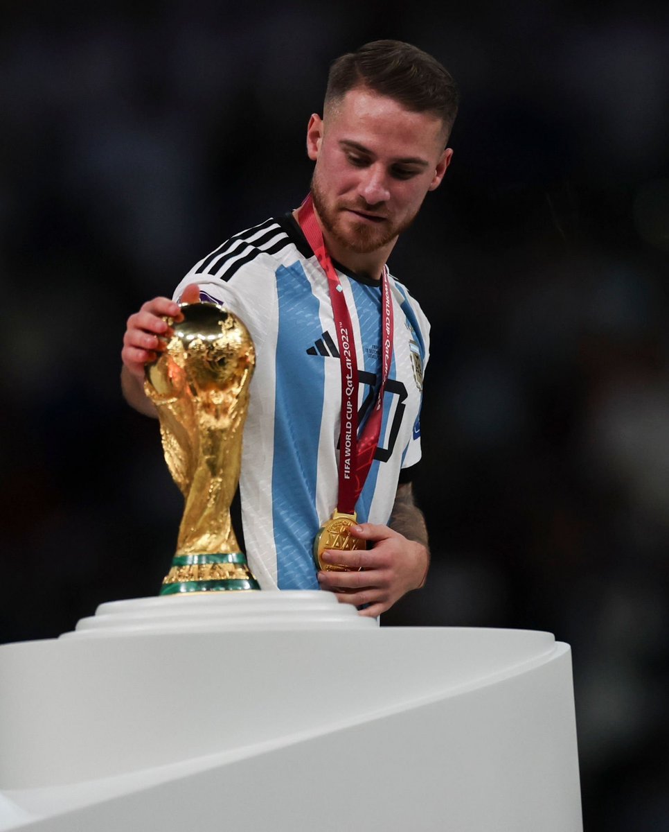 All About Argentina 🛎🇦🇷 (@AlbicelesteTalk) on Twitter photo 2023-03-07 15:19:54 ‼️ Manchester United have held internal discussions over signing Brighton midfielder Alexis Mac Allister. @JacobsBen 🔴🏴 ‼️ Manchester United have held internal discussions over signing Brighton midfielder Alexis Mac Allister. @JacobsBen 🔴🏴