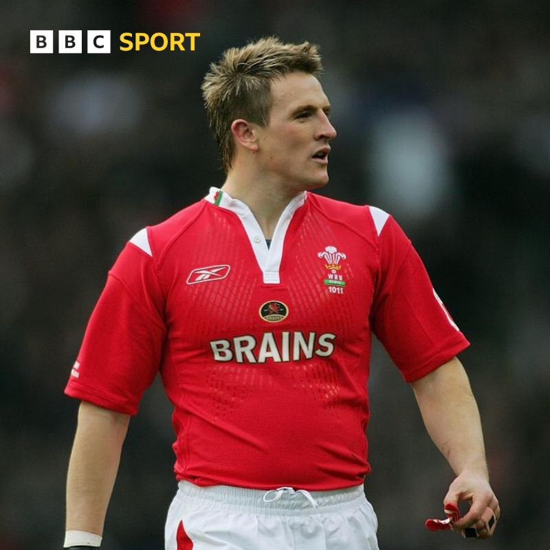 BBCSportWales's tweet photo. "My dad didn't like it when he got charged down against Ireland so he used to say, 'Don't kick the ball' as he didn't want the same thing to happen." ๐
#BBCRugby
