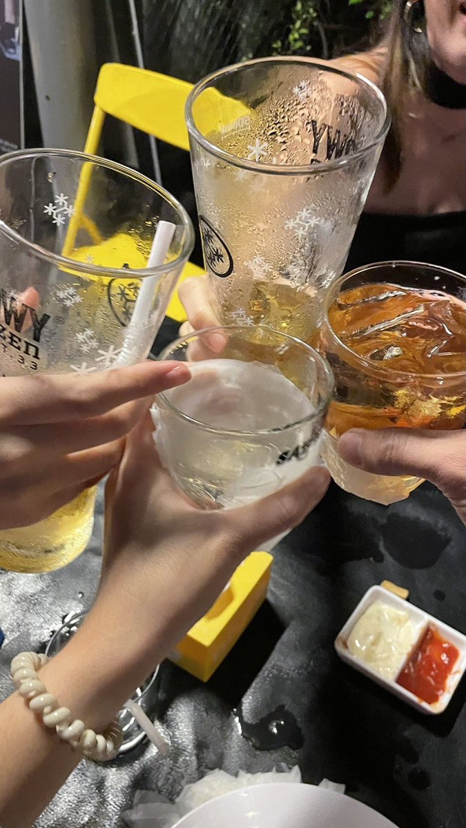 few74331999's tweet photo. เพื่อนเที่ยว น้องๆentertain ชงเหล้า
ใครกำลังมองหาอยู่ทักมาได้เลยจ้า...🍻
#ชงเหล้าลพบุรี #รับงานลพบุรี https://t.co/UN0XMMqSdR