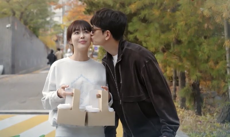 tokkisasseum's tweet photo. this precious chemistry deserve to be seen again in a better drama i'm really serious here

#임주환 #LimJuhwan #이하나 #LeeHana https://t.co/d0t0yvFS16