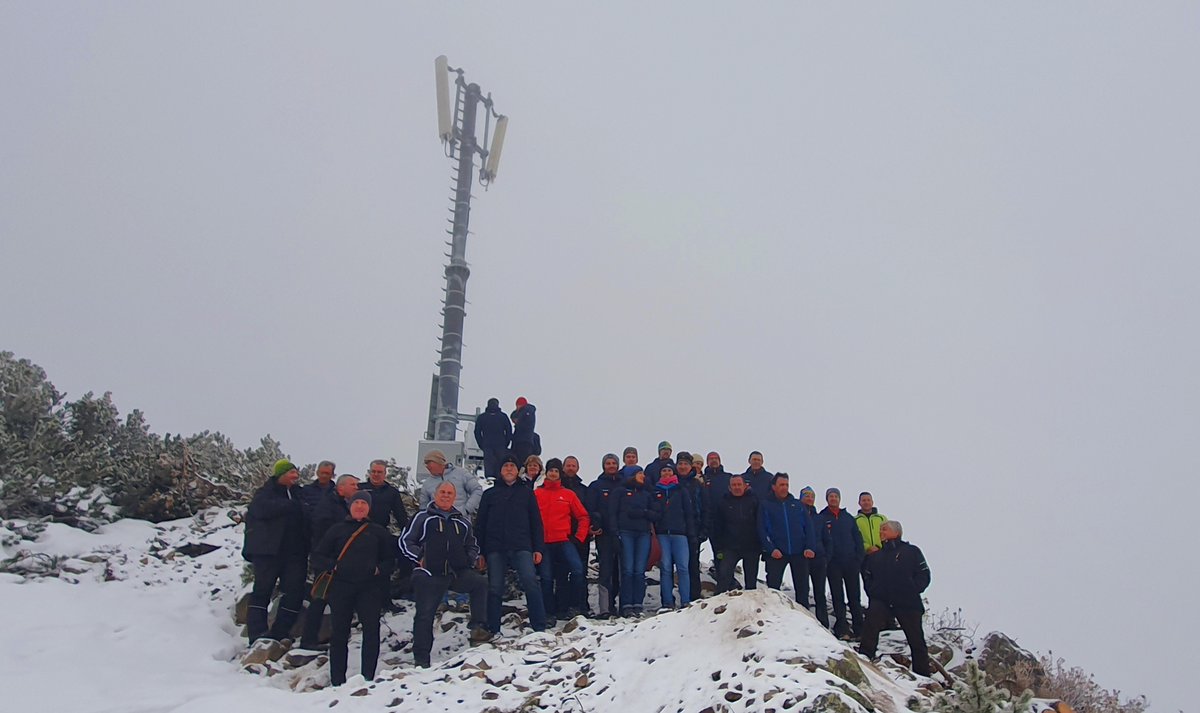 Inbetriebnahme der Sendeanlage mit der neuen Mobilfunktechnologie DAS im Skigebiet Reinswald und Getrumtal ras.bz.it/de/news/detail…
#rasbz #reinswald #sarntal #mobilfunk