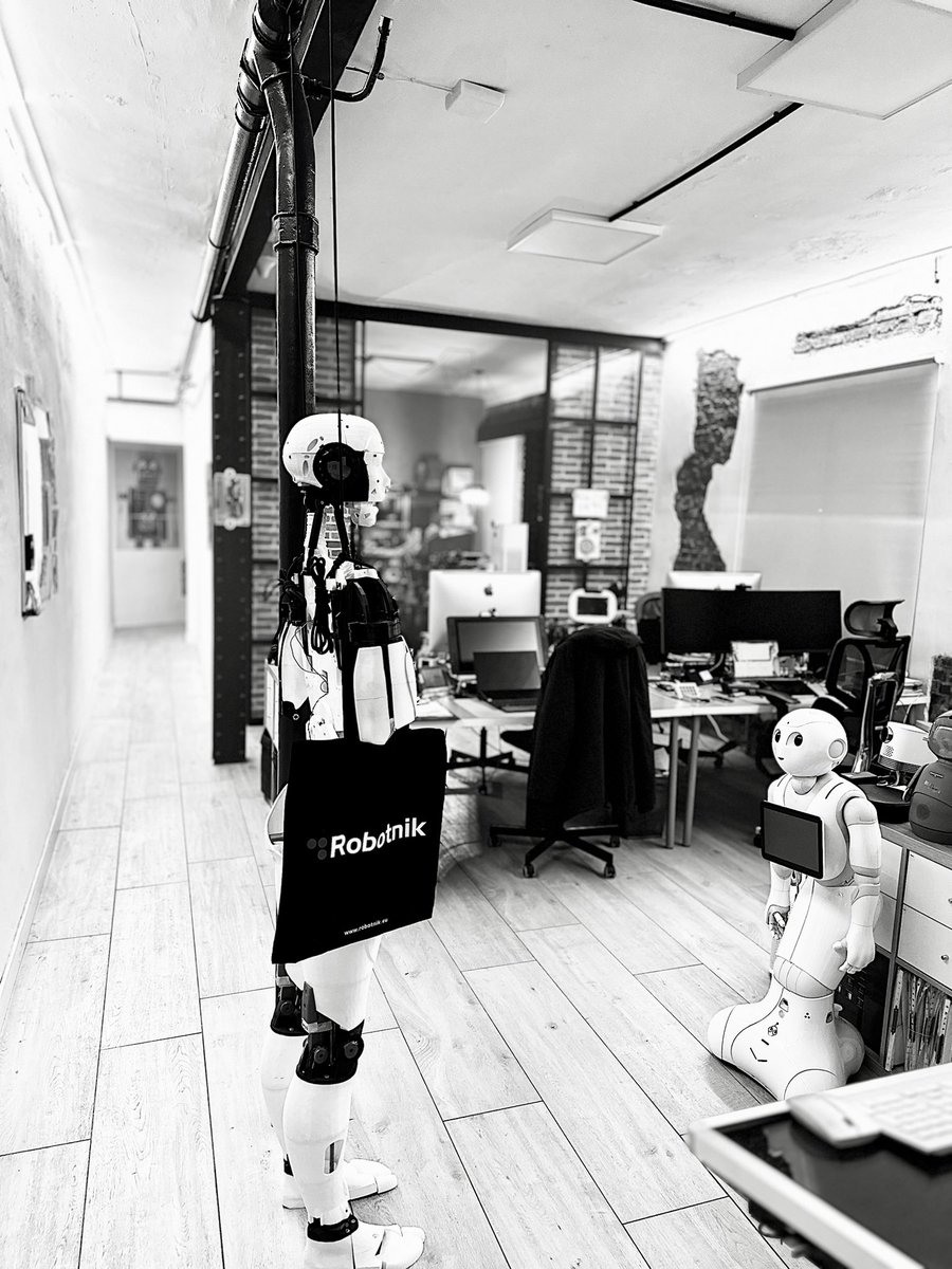 Casual Robots (@casualrobots) on Twitter photo 