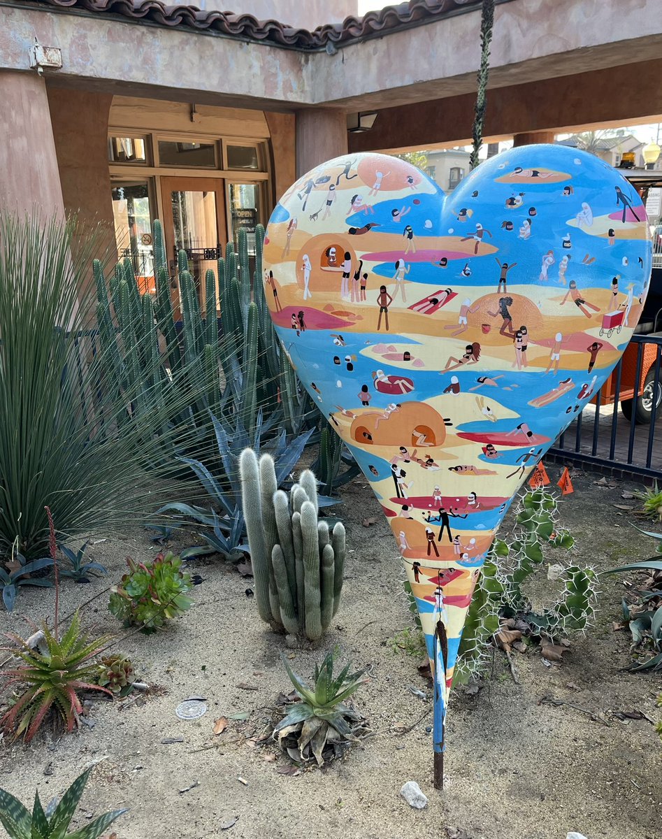 Kellee61452781's tweet photo. Our heARTS have been a mascot for years. It is exciting to see them all over soCal! It is amazing how many people “know us” by the hearts!
Do you know where this heart is located in Fullerton? @FullertonSD
#alltheartsfound #BCr8ive
@FSD_ArtsTeam #heARTproject https://t.co/DSZxinY8WS