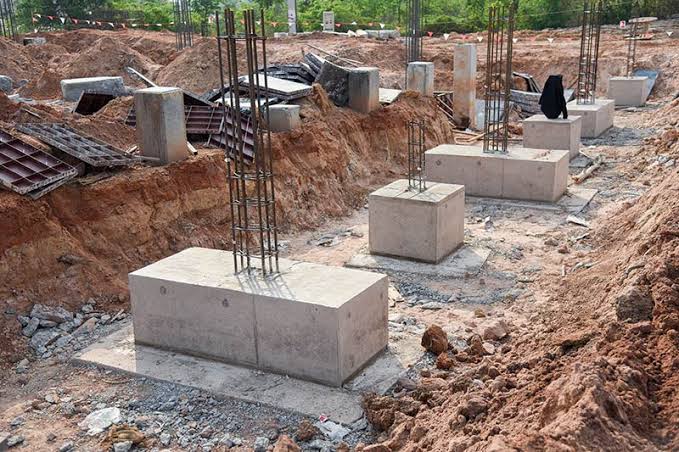 RossoStructures's tweet photo. Pad foundation can be considered where hard strata that is capable of bearing proposed load at at 2m or less depth. It's economical that raft foundation. The isolated pad transfers the load from the building to the ground directly from the ground beam or 1/2 #RossoStructures https://t.co/iWoyAe7V5T