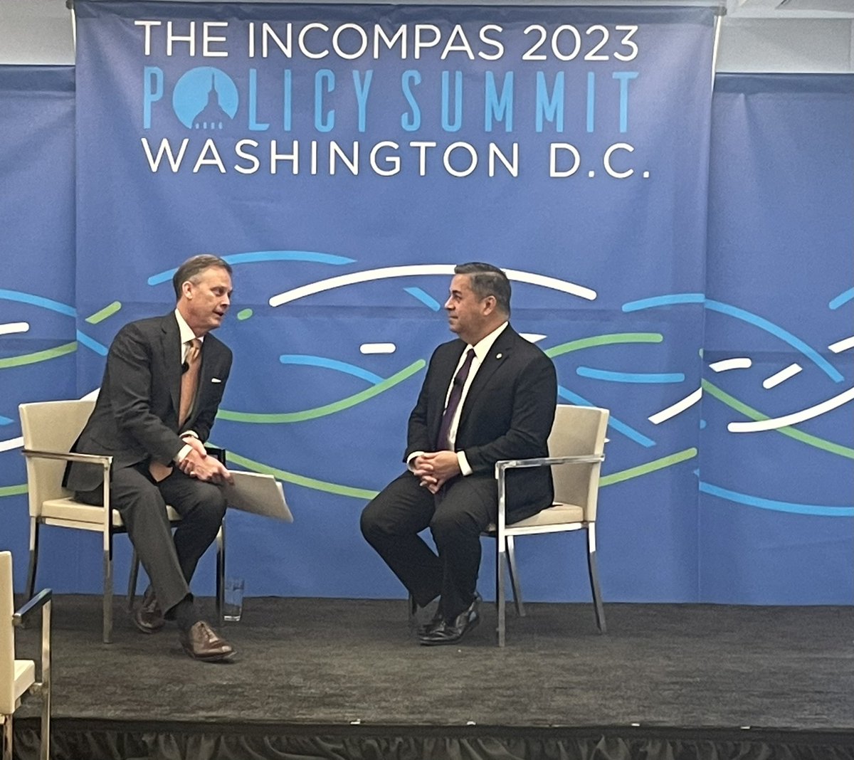 INCOMPAS's tweet photo. CEO @ChipPickering had a great conversation with @SenatorLujan about his support for @gigibsohn, overcoming barriers to broadband deployment and more. #INCOMPASPolicySummit https://t.co/LZetKbmARk