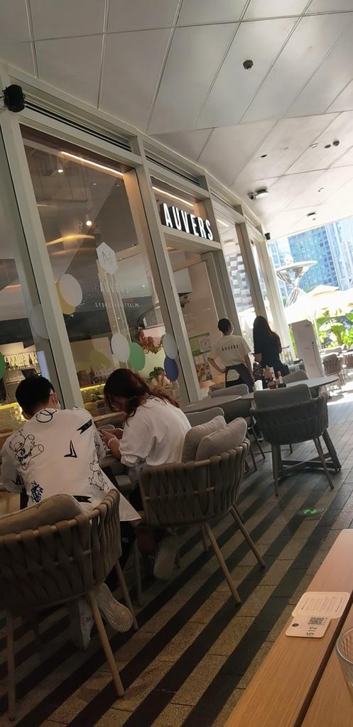 忽然发现几百条消息没回对不起啊各位