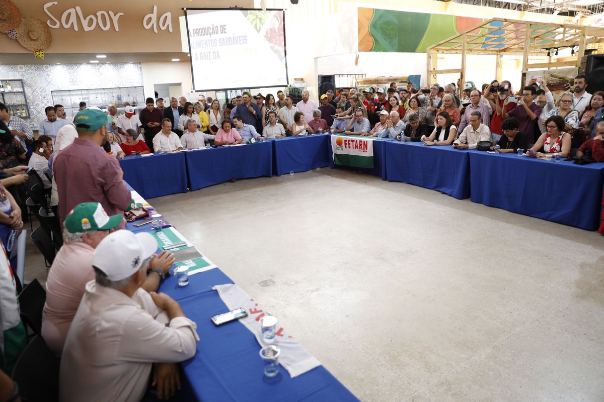 governocidadao's tweet photo. 👨🏾‍🌾 🧺 🍉 Agricultura familiar: Governo lança Programa Mais Mercados - https://t.co/dauXFH8Z1n
Ação de fomento é uma parceria do Governo Cidadão com a Sedraf; evento fez parte da agenda do ministro Paulo Teixeira no RN https://t.co/TNvTCqJo5F