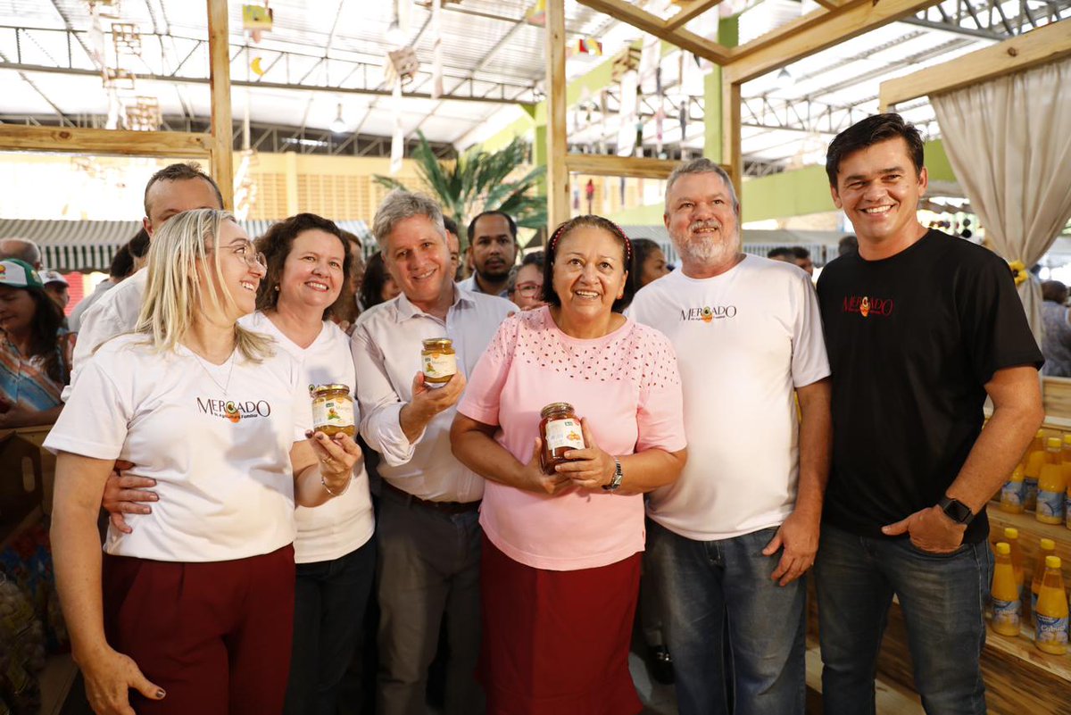 governocidadao's tweet photo. 👨🏾‍🌾 🧺 🍉 Agricultura familiar: Governo lança Programa Mais Mercados - https://t.co/dauXFH8Z1n
Ação de fomento é uma parceria do Governo Cidadão com a Sedraf; evento fez parte da agenda do ministro Paulo Teixeira no RN https://t.co/TNvTCqJo5F