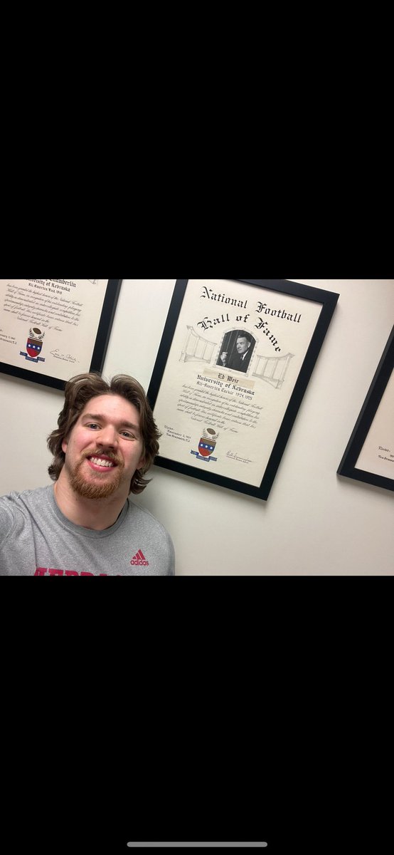 Scared$DontMake$ tweet media