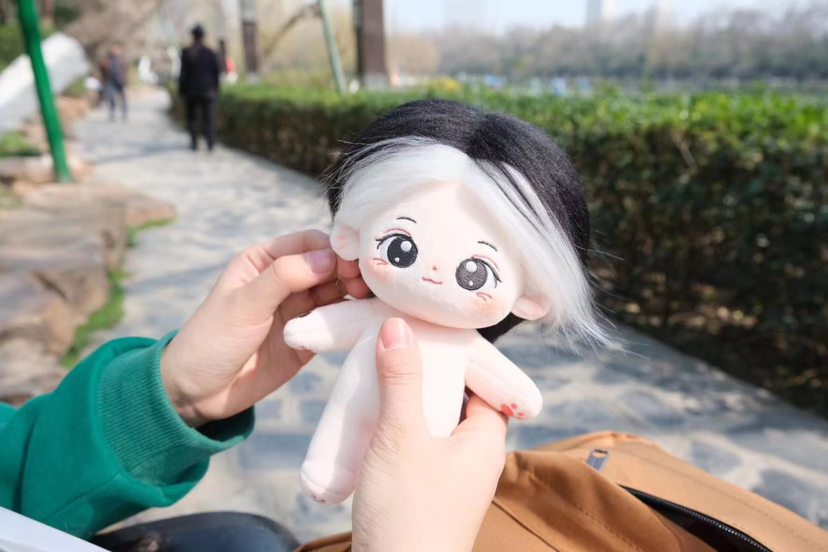 #yoit_pasabuy : PH GO 🇵🇭 

✦ wts lfb nct renjun two-toned hair doll

          ChaoYouYou 20cm by 朝田花花幼稚园 <a href="/nicolenicole_sf/">nicole</a> 

               ♡ ₱780 (doll only) 

 ◡̈ isf to follow
 ◡̈ feta from cn
 ◡̈ dop: 50% 03/25 rembal 04/10

order here: docs.google.com/forms/d/1W3piy…
