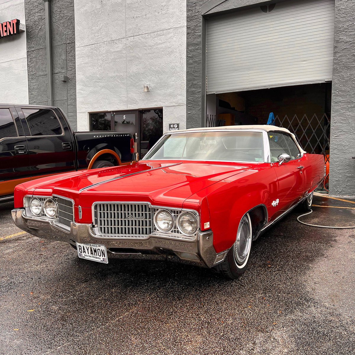 Peace of mind lately has been dangerous. Clarity is far beyond anticipated. Value has definitely shifted. Sometimes you never realize the value of a moment until it becomes a memory. Time for a cruise “Carlitos way” 🤌🏼. Stay blessed