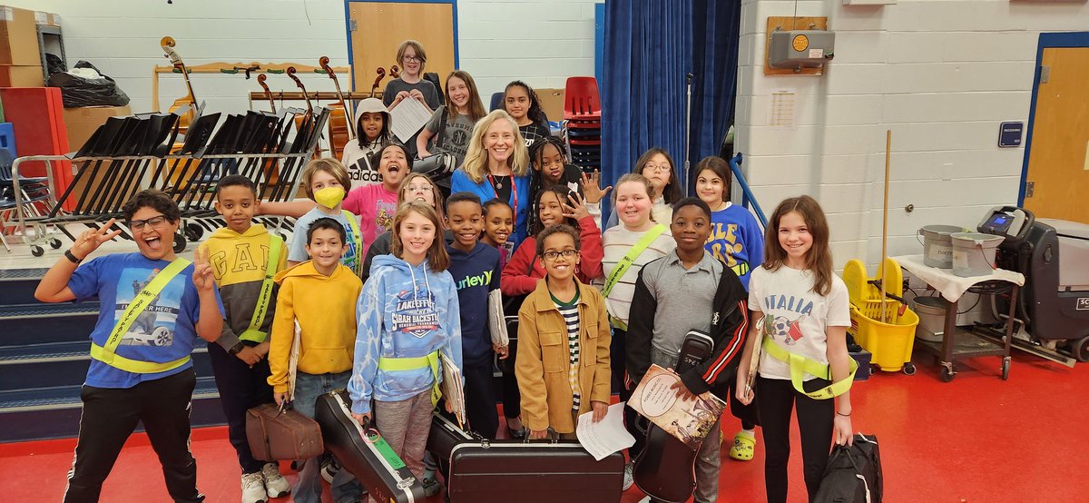 RansdellStrings (@ransdellstrings) on Twitter photo Was SO great to have a visit from <a href="/RepSpanberger/">Archive: Rep. Abigail Spanberger</a> today in @MrsGio5thSPES Strings class! We're thrilled she liked French Folk Song! 😍🥰🎻 <a href="/PwcsArts/">PWCS Fine and Performing Arts</a> Was SO great to have a visit from <a href="/RepSpanberger/">Archive: Rep. Abigail Spanberger</a> today in @MrsGio5thSPES Strings class! We're thrilled she liked French Folk Song! 😍🥰🎻 <a href="/PwcsArts/">PWCS Fine and Performing Arts</a>
