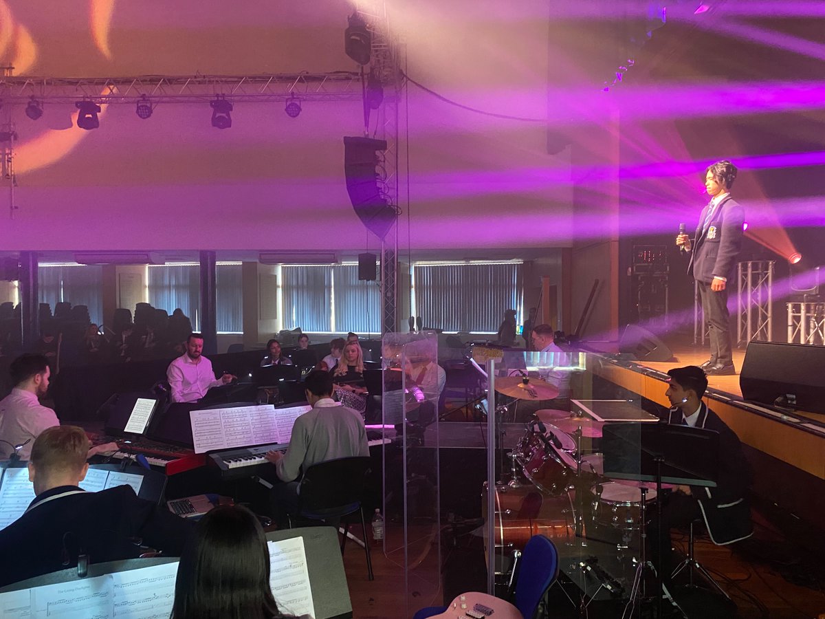 🎶 Rehearsals are well underway for our Bond concert! 🎟️ Tickets are still available and can be bought via this link! ow.ly/q1Nb50N9GHV #flourish #Creativity