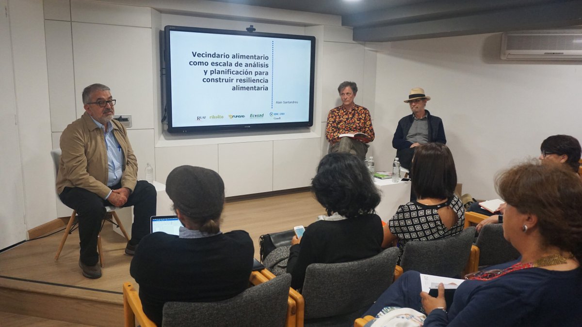 rikoltoLA's tweet photo. El pasado jueves @AlainSantandreu del proyecto Vecindarios Alimentarios Saludables participó del conversatorio "Alimentos y planificación urbana: el enlace perdido” en @CAEPichincha
@rikolto #ecosad #funsad @IDRC_LAC https://t.co/taTi7kajVI