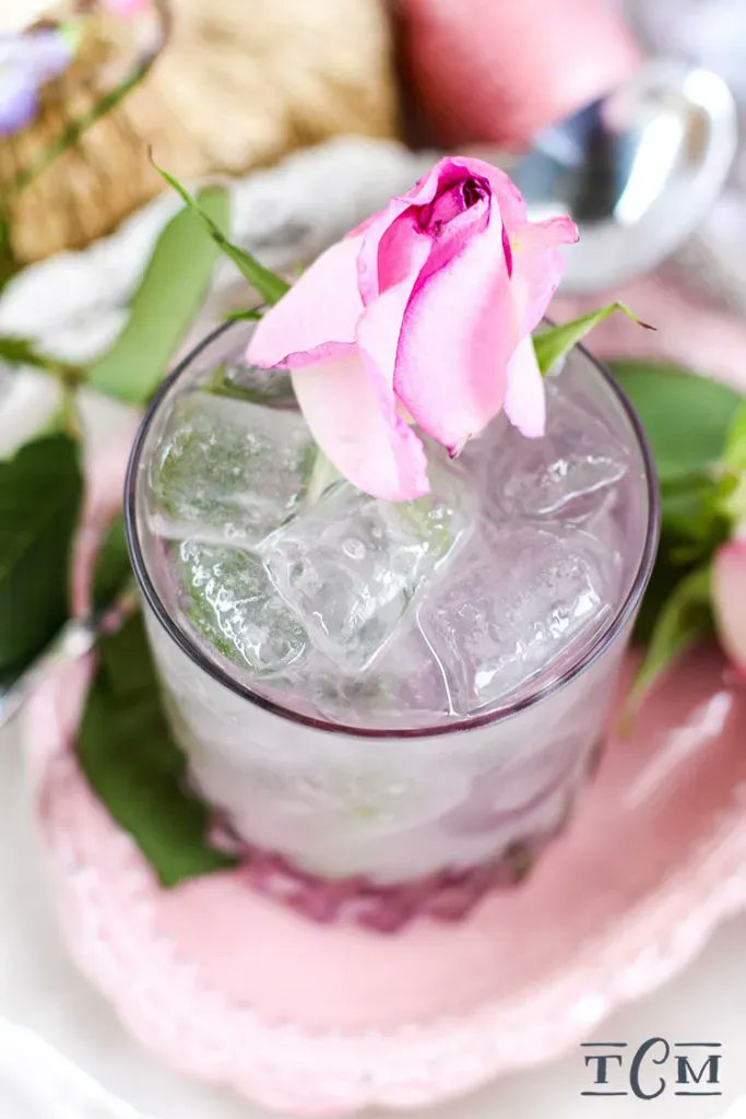 Sip, sip, hooray! Spring is on its way 🌷
Celebrate with these bright beverages. 
buff.ly/3ITO1hN