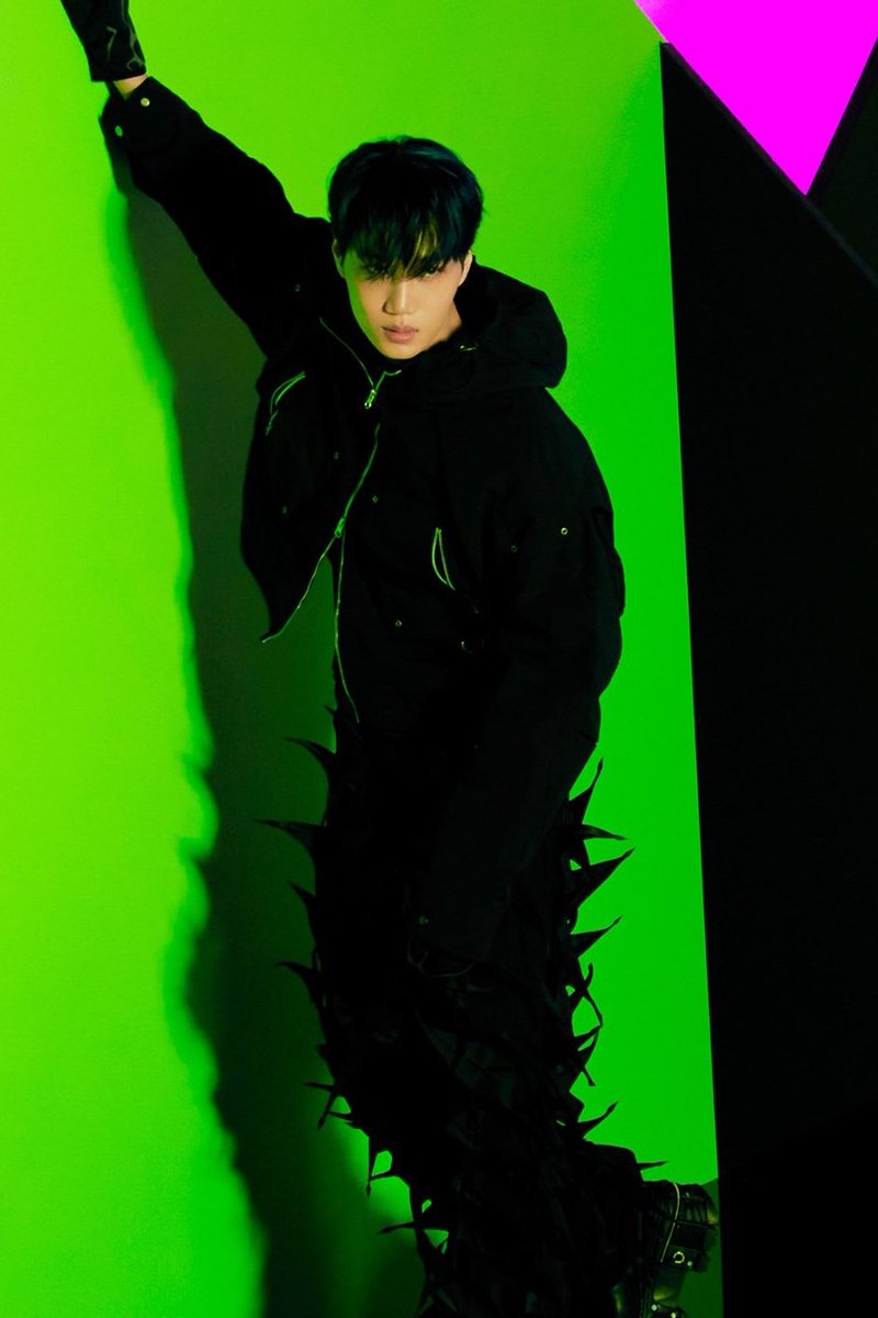 nothingonini's tweet image. ARE YOU FUCKIN KIDDING ME?

#ROVER_TeaserImage3
#KAI_Rover