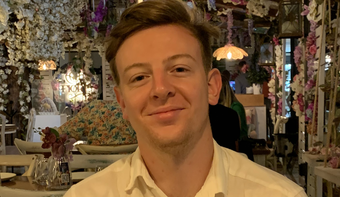 When 17-year-old Benjamin went to work in August 2017, he wasn’t expecting to wake up in the hospital after suffering a cardiac arrest.

Were it not for the quick thinking of his work colleagues, he might not have woken up at all.

Read Benjamin's story:
resus.org.uk/about-us/news-…