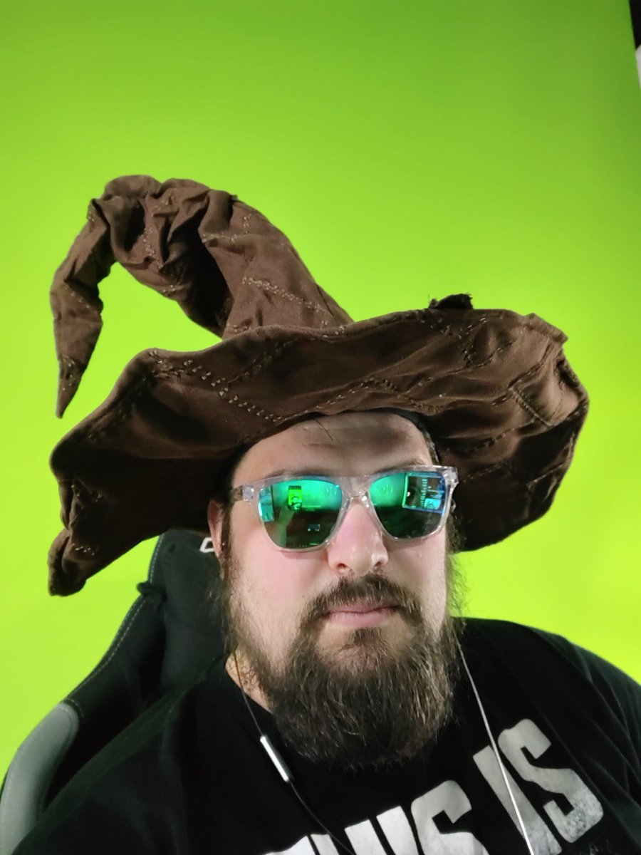 Nathanhale91's tweet photo. Der übliche Wahnsinn, cooler Zauberer zaubert sich durch die Welt von Hogwarts Legacy. Jetzt auf https://t.co/yjhO001xwx
#TwitchDE
#smallstreamer https://t.co/JPKJVWM64b