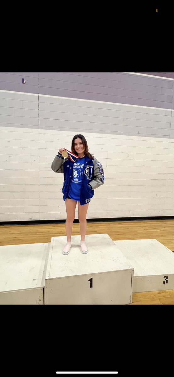 Lobo Powerlifting tweet media