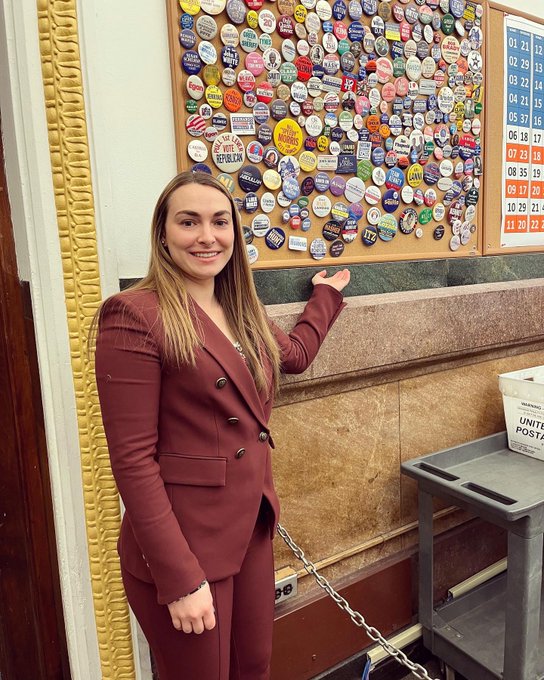 Dropped off the last of our petitions to the Board of Elections and made sure to add our super fly button<a href="/tag/huntforthemoney"class="tags"><span>#huntforthemoney</span></a>