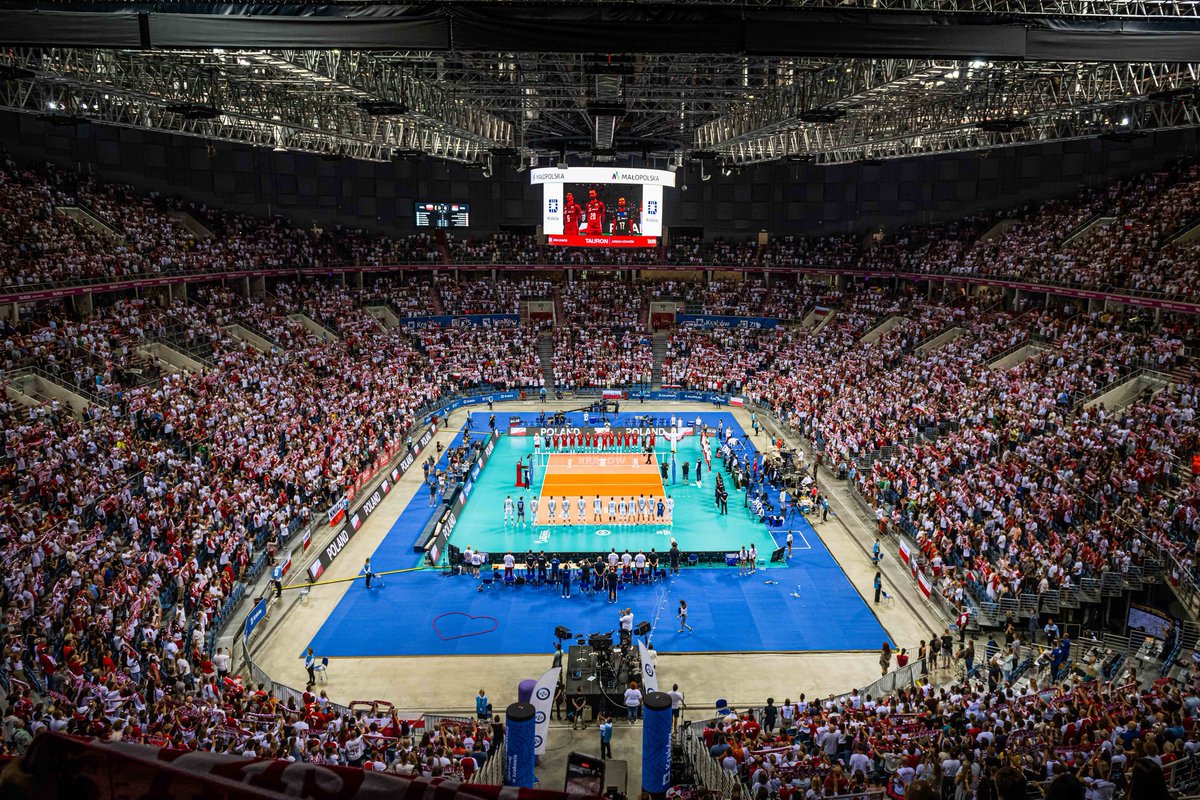 Idealny prezent na #DzieńKobiet w trzech krokach:

1️⃣. Wejdź na eventim.pl/artist/memoria…
2️⃣. Wybierz dzień (albo wszystkie, nawet lepiej)
3️⃣. Zarezerwuj wymarzone miejsca

I zrobione. Właśnie sprawiłeś jej niezapomniane, siatkarskie przeżycia na #Wagner2023! 😍

📸K.Kirklewski