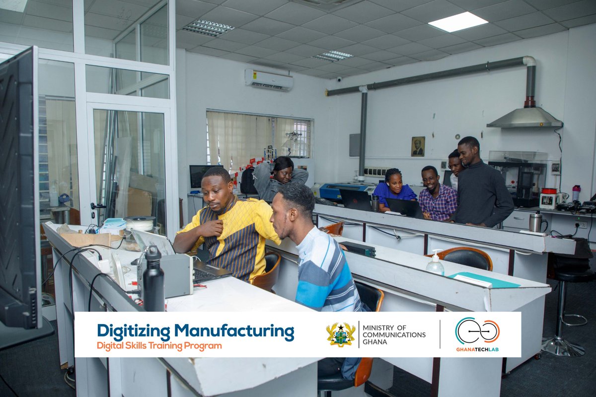 GhanaTechLab's tweet image. Today, the digitizing manufacturing Class had an introduction to 3D Printing. 
They learned about 3D Printing, types, use cases, filaments, slicers and the importance of 3D Printing.
#GhanaTechLab
#GTLBaseprogram
#DigitizingManufacturing