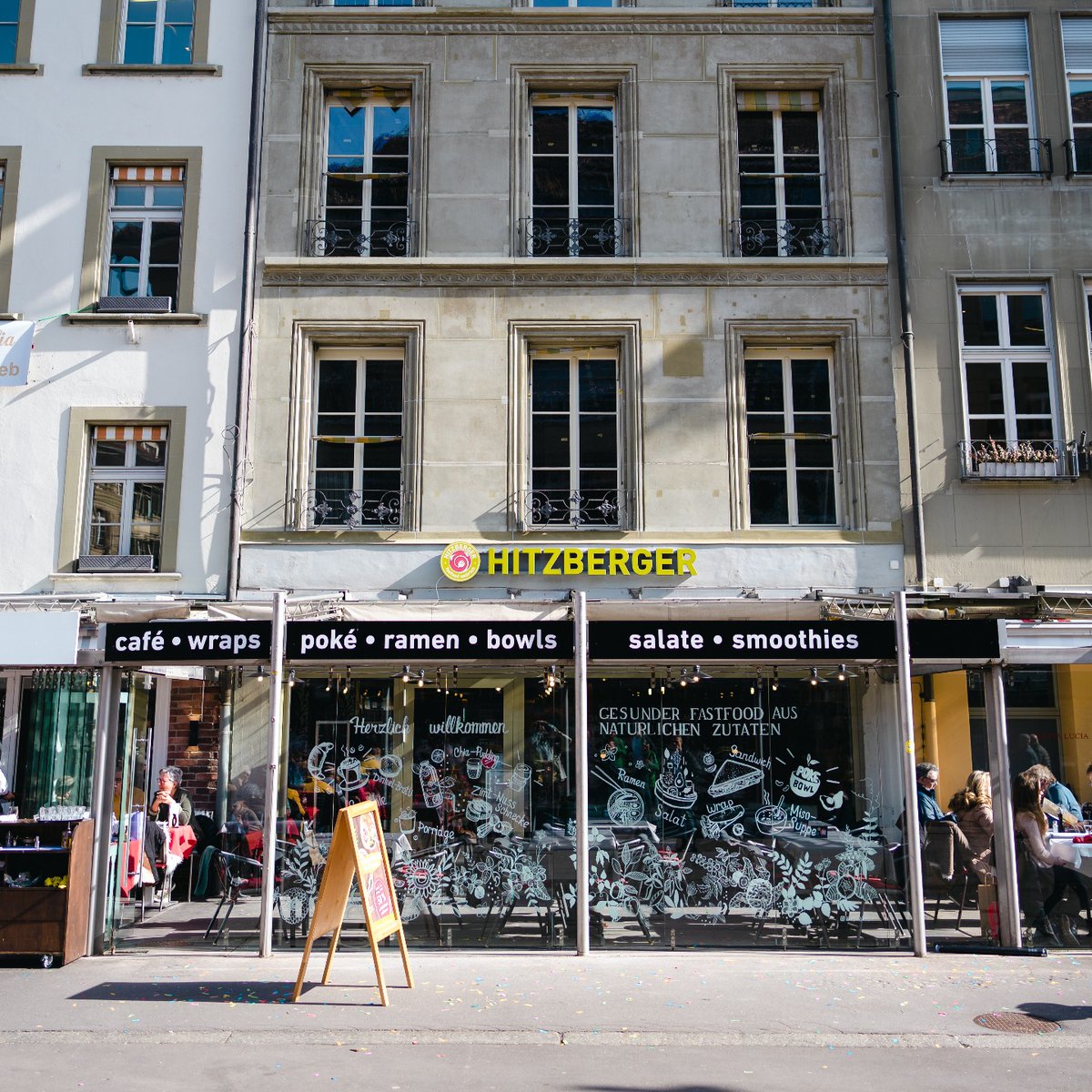 HITZBERGER's tweet photo. Grüezi #Bern! 🤩 Aus eins wird zwei - seit Kurzem darf sich die Schweizer Hauptstadt über einen neuen HITZBERGER direkt auf dem #Bärenplatz freuen.💚

Hier geht's zum Newsbeitrag: https://t.co/GZ3qpOgFMI

Fotograf © Jonas von Rotz https://t.co/3BYEneLA6w