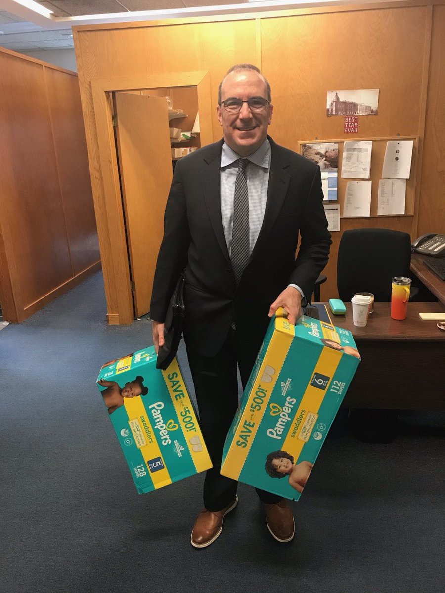 repsmitty34's tweet photo. Thank you Charlie @cstefanini for participating in the State House Diaper Drive and helping us #WIpeOutDiaperNeed. A great partner to us in the State House. https://t.co/EHQadaAt79