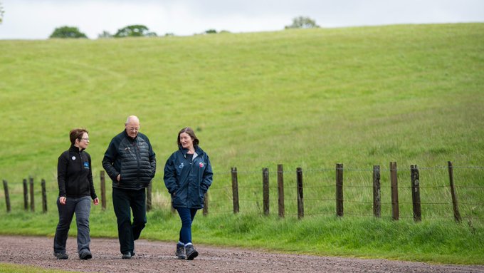 🎗️Reminder - #IanFindlayPathFund

#Aberdeenshire #CommunityGroups #DevelopmentTrusts #Charities & #HousingAssociations the @PathsForAll #fund remains open for #local #ActiveTravel applications

📪 Fri 31 Mar

🚶pathsforall.org.uk/community-path…