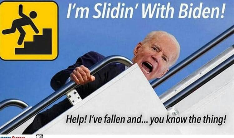 DramaFreeZone42's tweet photo. Joker Joe stumbled UP the stairs again leaving Selma. Good grief! 
They need to attach one of those little chairs to the handrails to haul him up there! https://t.co/KtMWRJLu4g