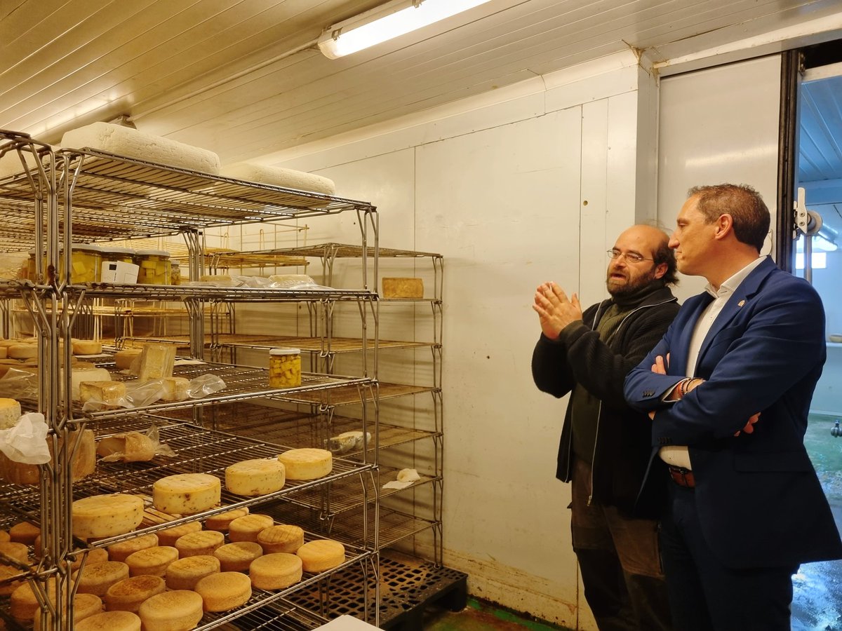 José Crespín /❤ tweet media