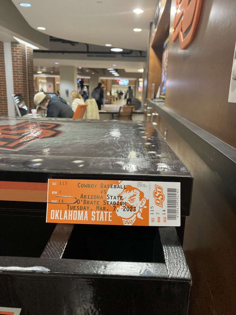 OsuVicRomero's tweet image. Cowboy Baseball Fans!!!!                                  Need tickets to tonight’s Game? Check the Student Union for some great seats!                                                                         Come watch @OSUBaseball take on Arizona State at 3pm