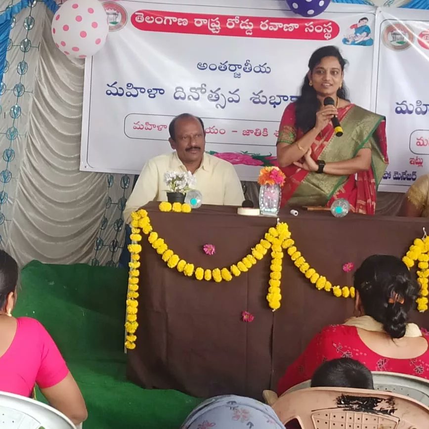 DMKMRTSRTC's tweet image. #TSRTCWomensDay
#TravelwithTSRTC
&quot;&quot;&quot;Womens day&quot;&quot;&quot;Celebrations @Kamareddy depot@TSRTCHQ@tsrtcmdoffice@RmNzb