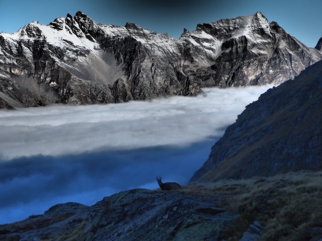 meteoeradar's tweet photo. Splendide immagini dalla Valle d'Aosta. Il nostro utente Virgilio ci regala questi scatti mozzafiato di fine dicembre 2022, con la nuvola da Verrayes. Mandaci anche tu le foto del tempo a casa tua!
https://t.co/HWPmUurm9X
#meteoeradar #valledaosta #verrayes #neve https://t.co/2r7HvBdYdE