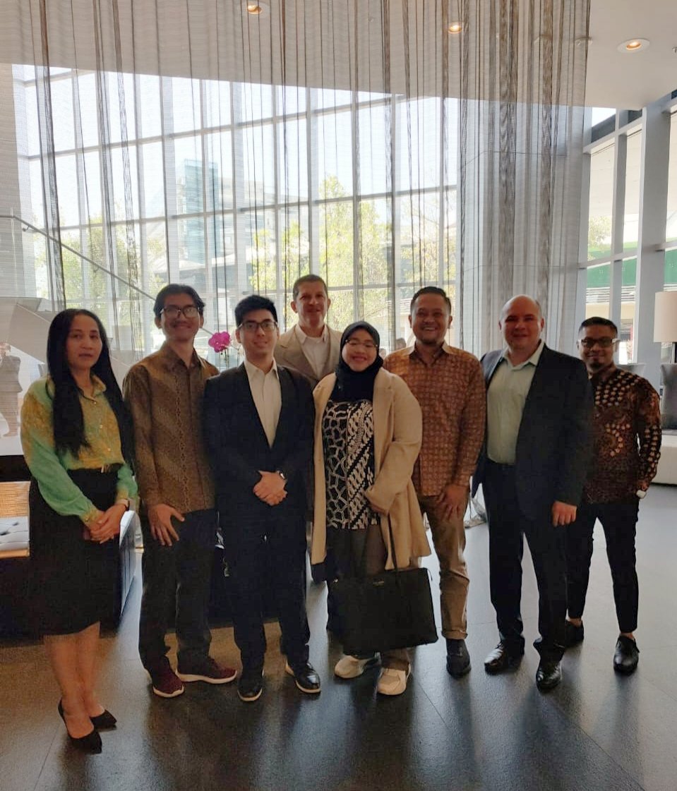 CorpSenoroMX's tweet photo. INDONESIA
-1ºEconomia del SudesteAsiátic💵
-Preside este año la #ASEAN
-4º País + poblado del🌏
-Forma el "TRIÁNGULO ASIA EMERGENTE" entre🇮🇳🇨🇳🇲🇨
-Será la fábrica del mundo⚙️
-Este año MX e IND cumplen 70 años de R.D.🤝🏼
📌 @IndonesiaInMx @cheppy_wartono @SRE_mx @FernandoGSaiffe https://t.co/wpVWftPg5a