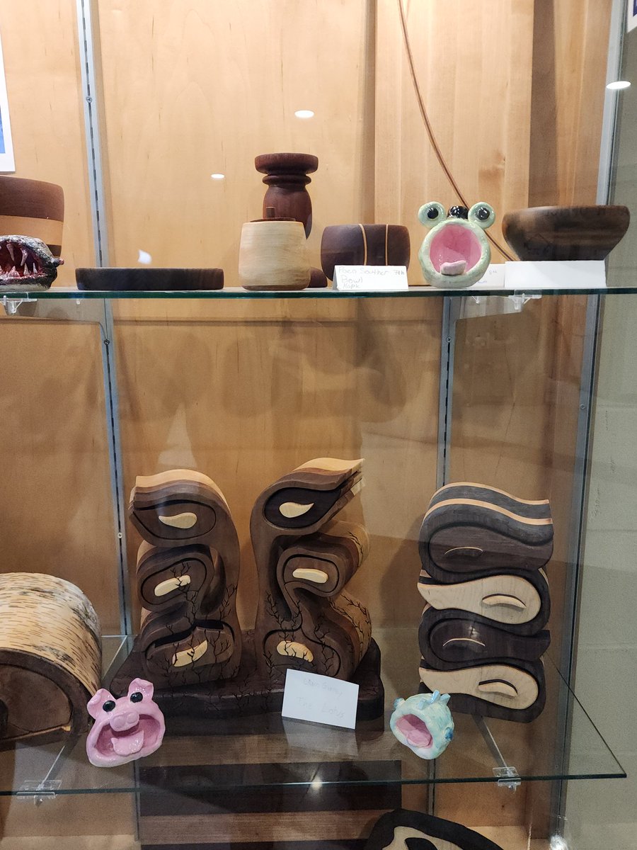 TimBoyle_RMS's tweet image. More amazing woodworking projects @RMSHanover.  Give students skills and time, then let them go.