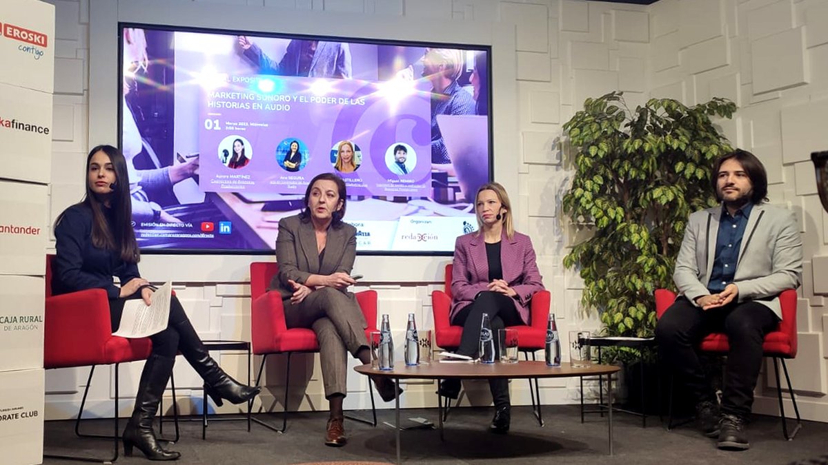 VirtualCivan's tweet photo. La semana pasada asistimos al encuentro “Marketing sonoro y el poder de las historias en audio” en la @camarazaragoza organizada por @bosnerau, donde se analizó la tendencia al alza de consumo de audio entre los usuarios gracias a formatos como el #podcast 🔊🎙️ https://t.co/S8BHhMNOMJ