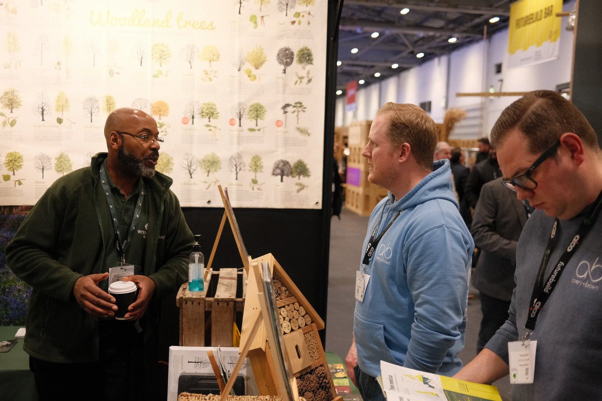 Having a quick chat with the great people at @WoodlandTrust 🌳

The Woodland Trust work to conserve some of the last of the UK’s ancient rainforest that once covered 1/5 of the country.

#Futurebuild2023