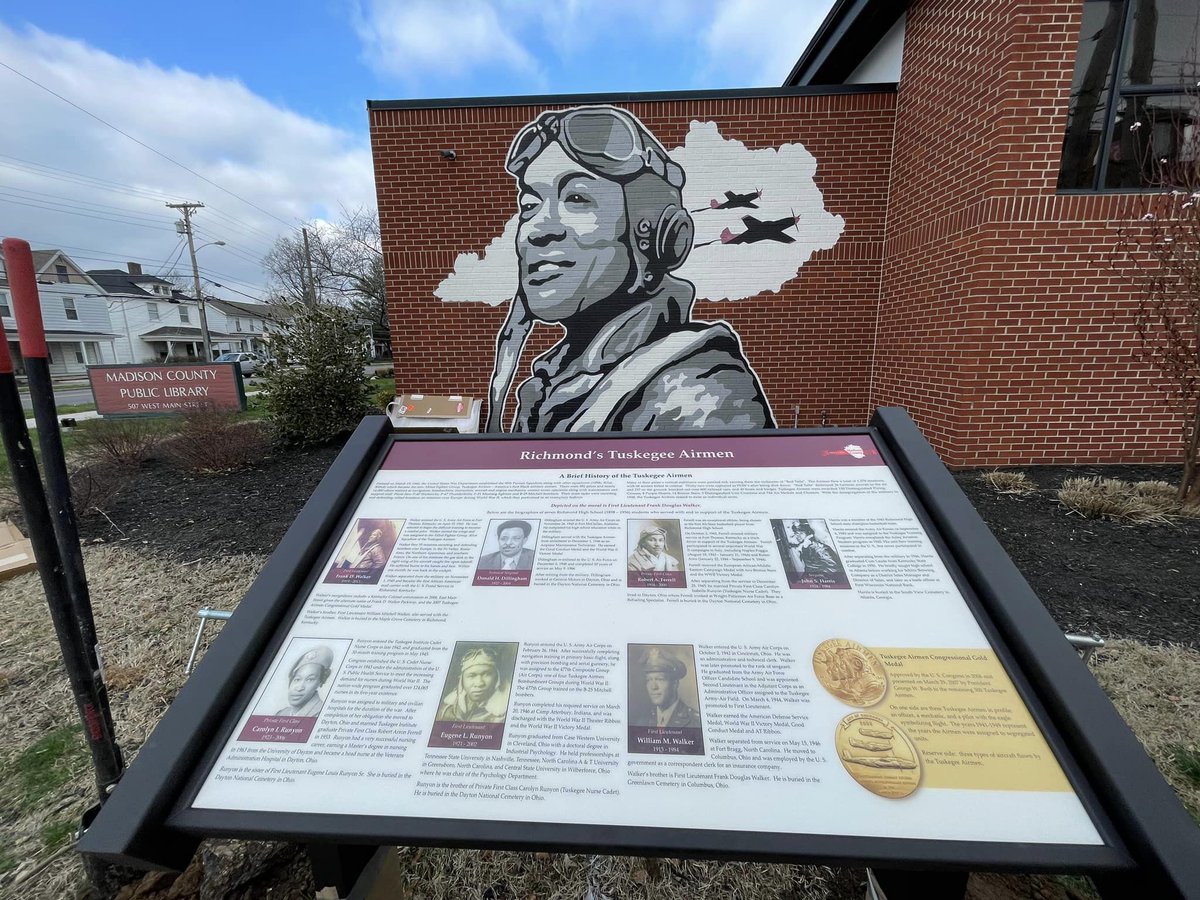 Interested in learning more about the Madison County library mural? Check it out today and learn more with a brand new informative marker. #history #myrichmond #madisoncountyky #TuskegeeAirmen #kentucky