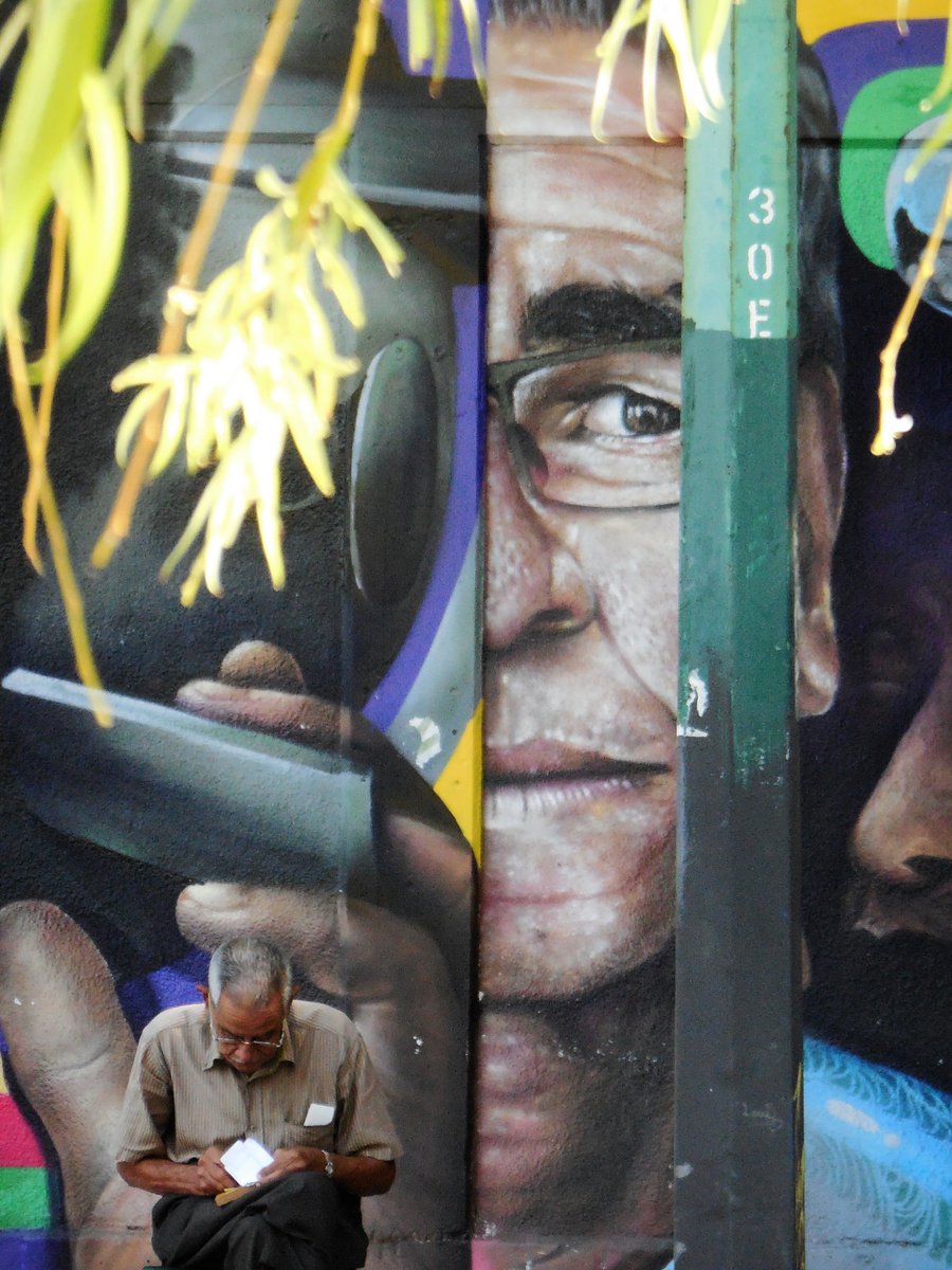 Fotografía de Pedro Antonuccio Sanó. Caracas. Venezuela. 2020. #venezuela #caracas #mural #murales #portrait #retratos #photography #photooftheday #photo #portrait_perfection #picoftheday #photographer #pedroantonucciosanó #fotoantonuccio #ritrattofotografico #coloresmagicos