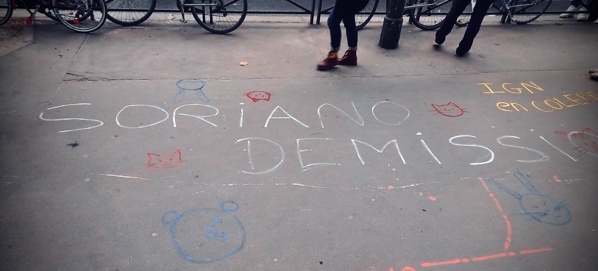 GiffaultE's tweet photo. @sorianotech n’hésitez pas à passer au 244 blvd Saint Germain, un message vous attend @IGNFrance @IGNpresse @ignfab #soriano #IGNFrance #schlag #passipire https://t.co/EjdEBgfnyX