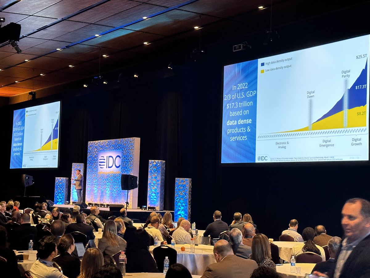 Courtney Munroe tweet media