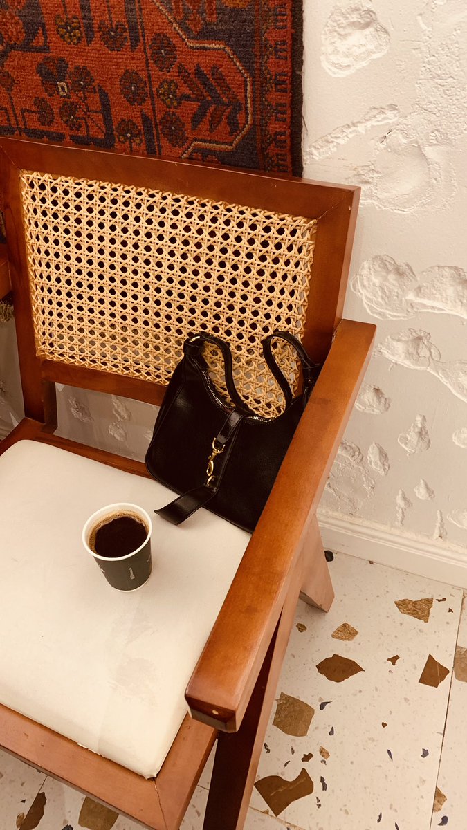 بشائر♡ tweet media