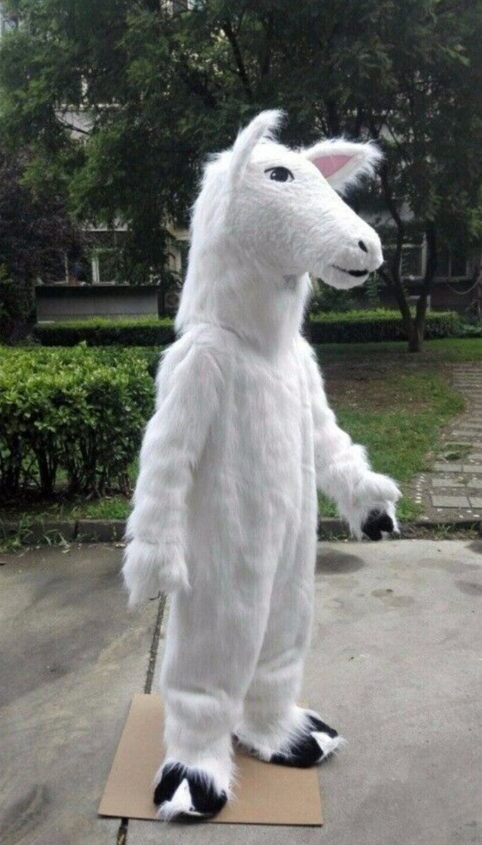 Dice <a href="/glowp/">Gloria Peña Olivares (María Delulu)</a> que si fuera furra, este sería su fursuit. La verdad, muy ad hoc.