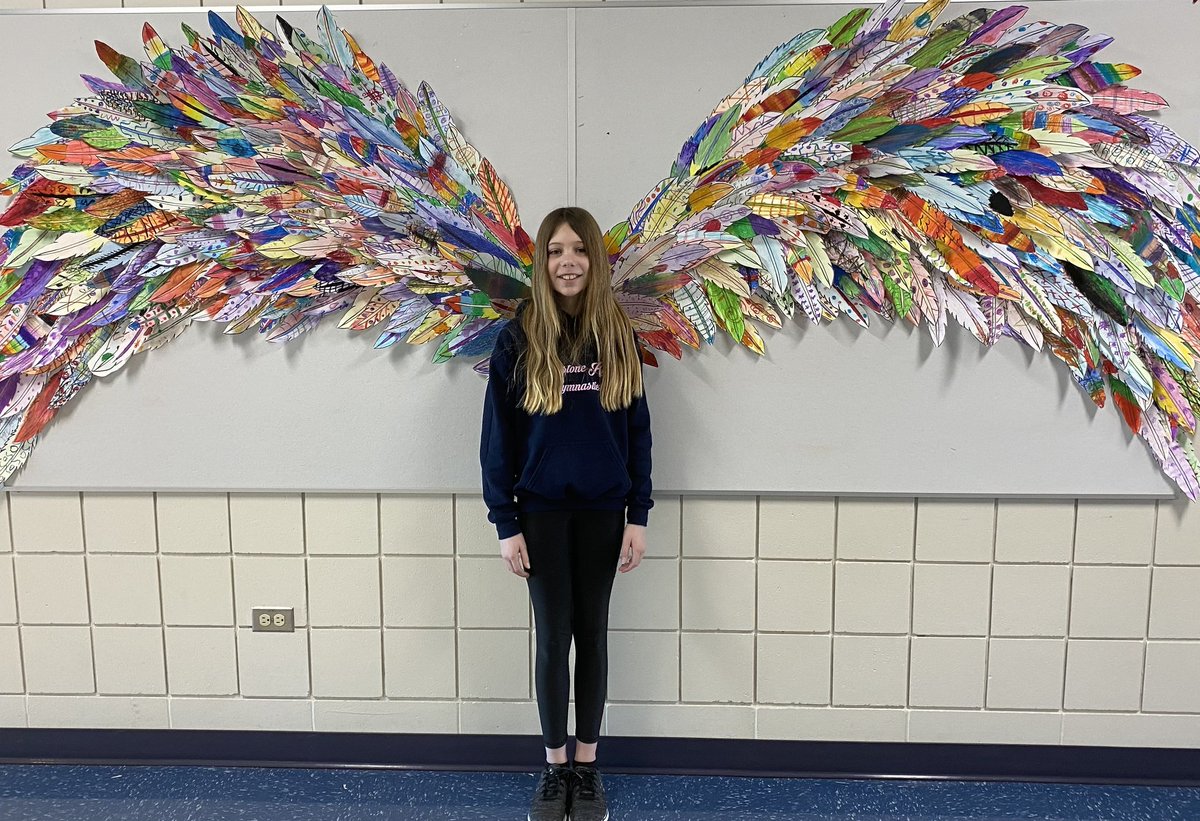 SunriseSDMB's tweet photo. Ecole Beausejour Early Years School Interactive Eagle Wing Art Instalment. Each student personalized a feather and together they created eagle wings.
Inspired by Collette Miller who is the creator of the Global Angel Wings project. https://t.co/BK5tc3RSrK