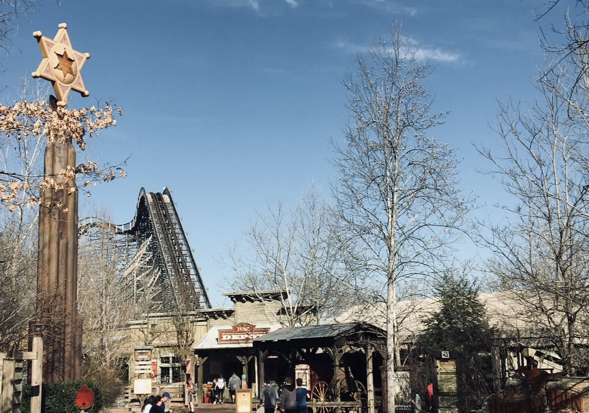 🎶Just Another Trainless Tuesday🎶

Featuring Outlaw Run! <a href="/SDCAttractions/">Silver Dollar City</a>