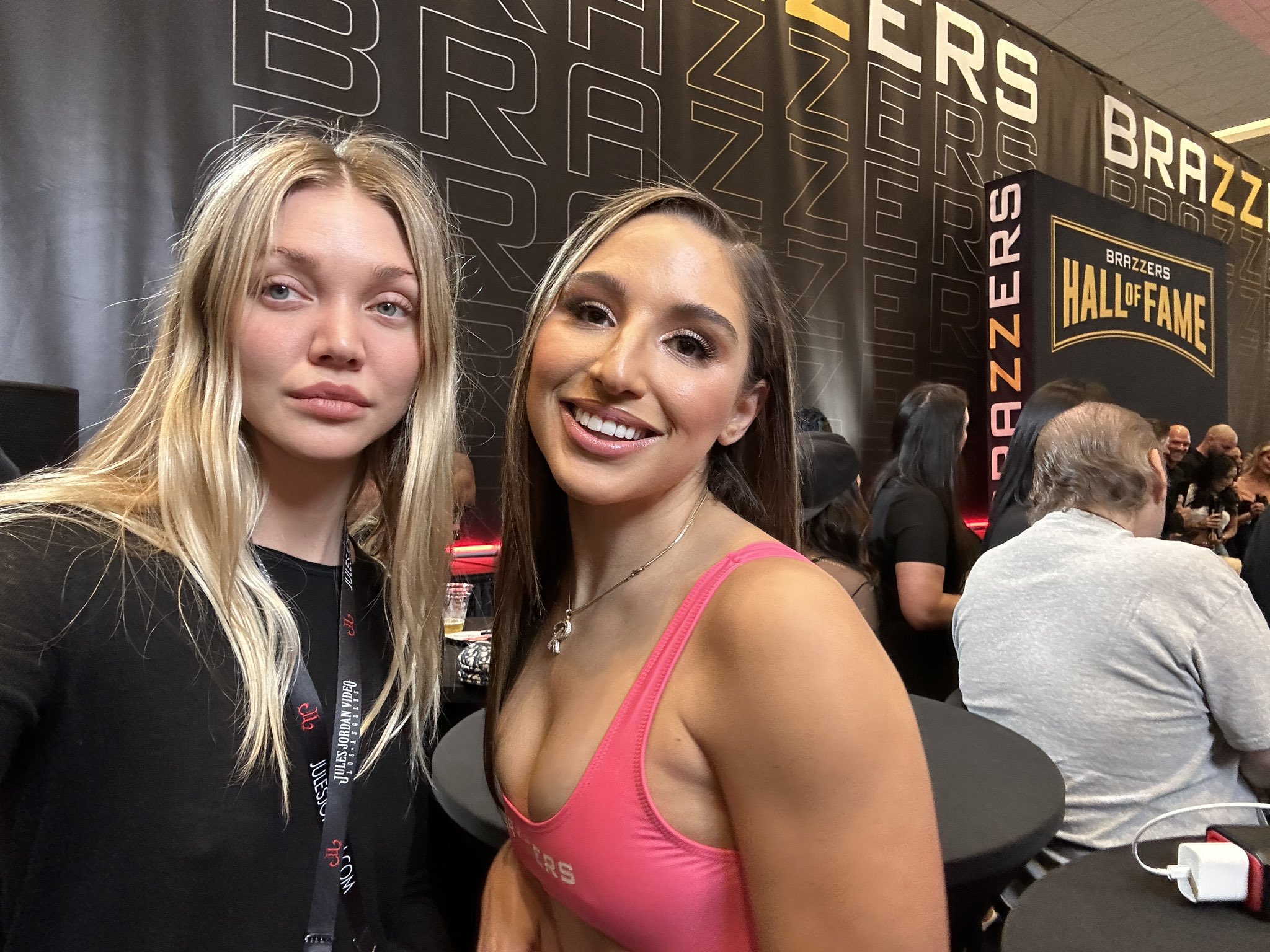 ♥️ @abella_danger https://t.co/64CZybT469