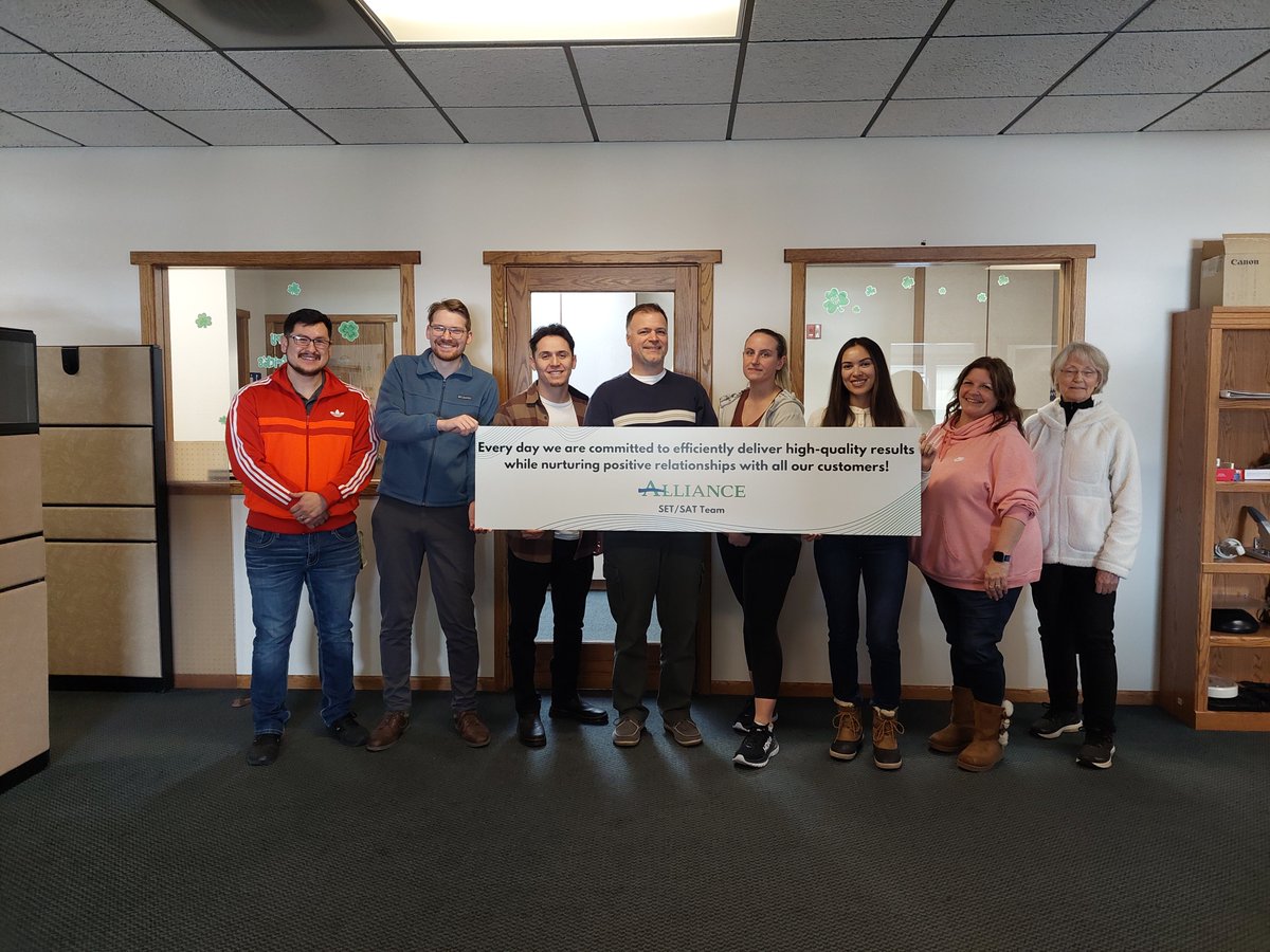 Meet our Sales Engineering and Sales Administration Team (SET/SAT)! Driven by customer service, the team's motto is: "Every day we are committed to efficiently deliver high-quality results while nurturing positive relationships with all our customers!"

#spokanewa #corrugated