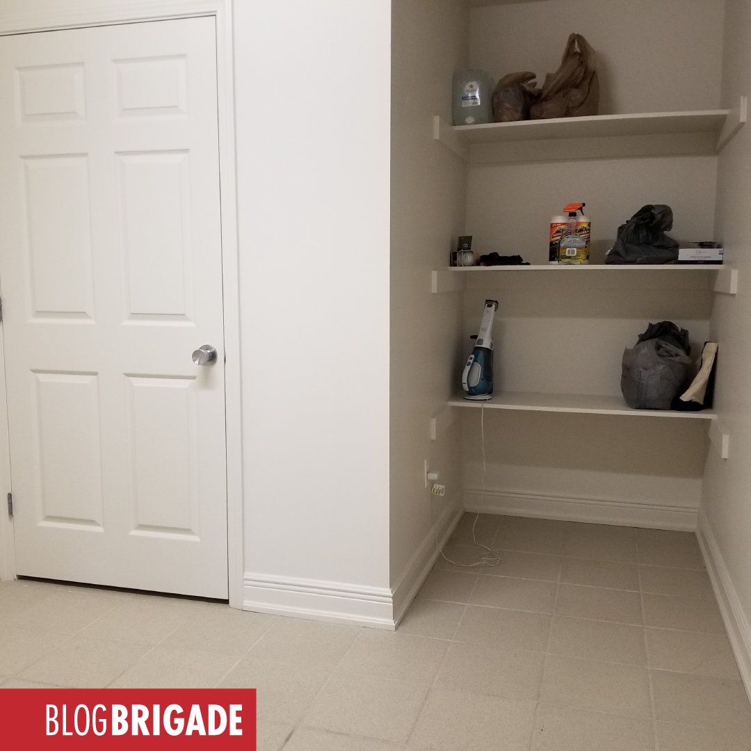 Military1Source's tweet photo. Anxious to plan for your upcoming PCS, but still awaiting final orders? #MilSpouse Lizann’s been there. Get her helpful tips on Blog Brigade for getting a head start: https://t.co/T6hhlsqqEV. https://t.co/hLZi35CRbT