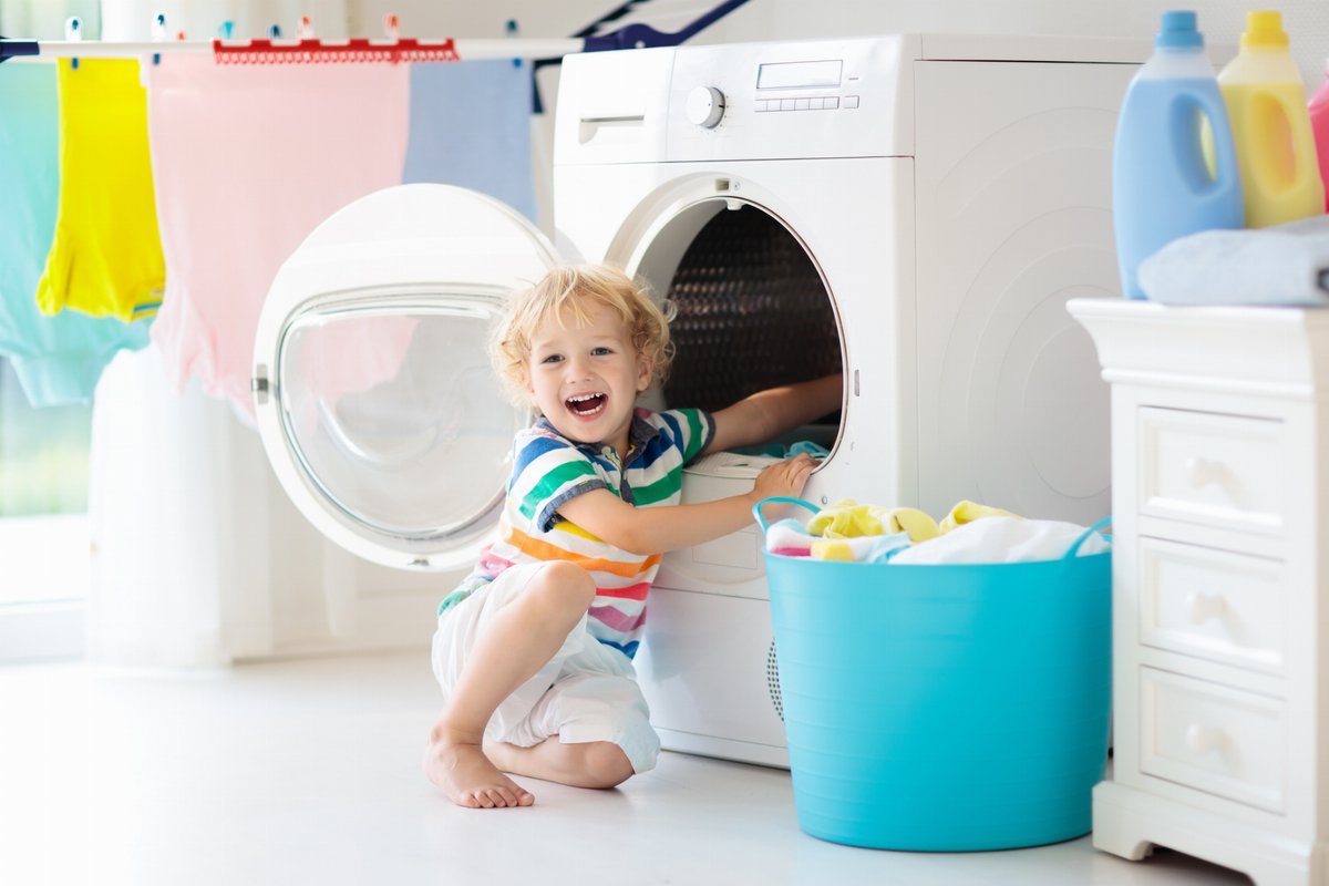 TheWaterMarket's tweet photo. Water softeners use ion exchange to remove the hardness from your water. The hard water enters the softener where resin removes the hardness ions before sending soft water throughout your home. <br... more at https://t.co/OdDtY7E4Yi https://t.co/42OwtwVEH6